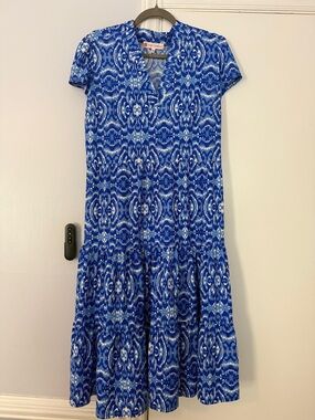 Jude Connally Blue and White Ikat Print Short Sleeve Dress